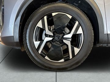 Peugeot 2008 - 4