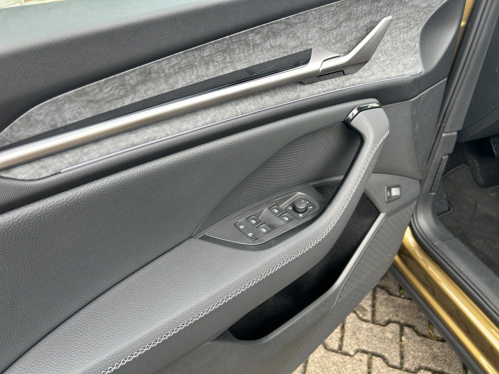 Fahrzeugabbildung SKODA Kodiaq Selection 2,0 TDI 142 kW DSG 4x4