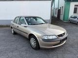Opel Vectra 1.6 - - Opel Vectra in Saarbrücken