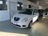 Lancia Ypsilon 1.3 MJT 75 CV Versus - Lancia Ypsilon: Versus