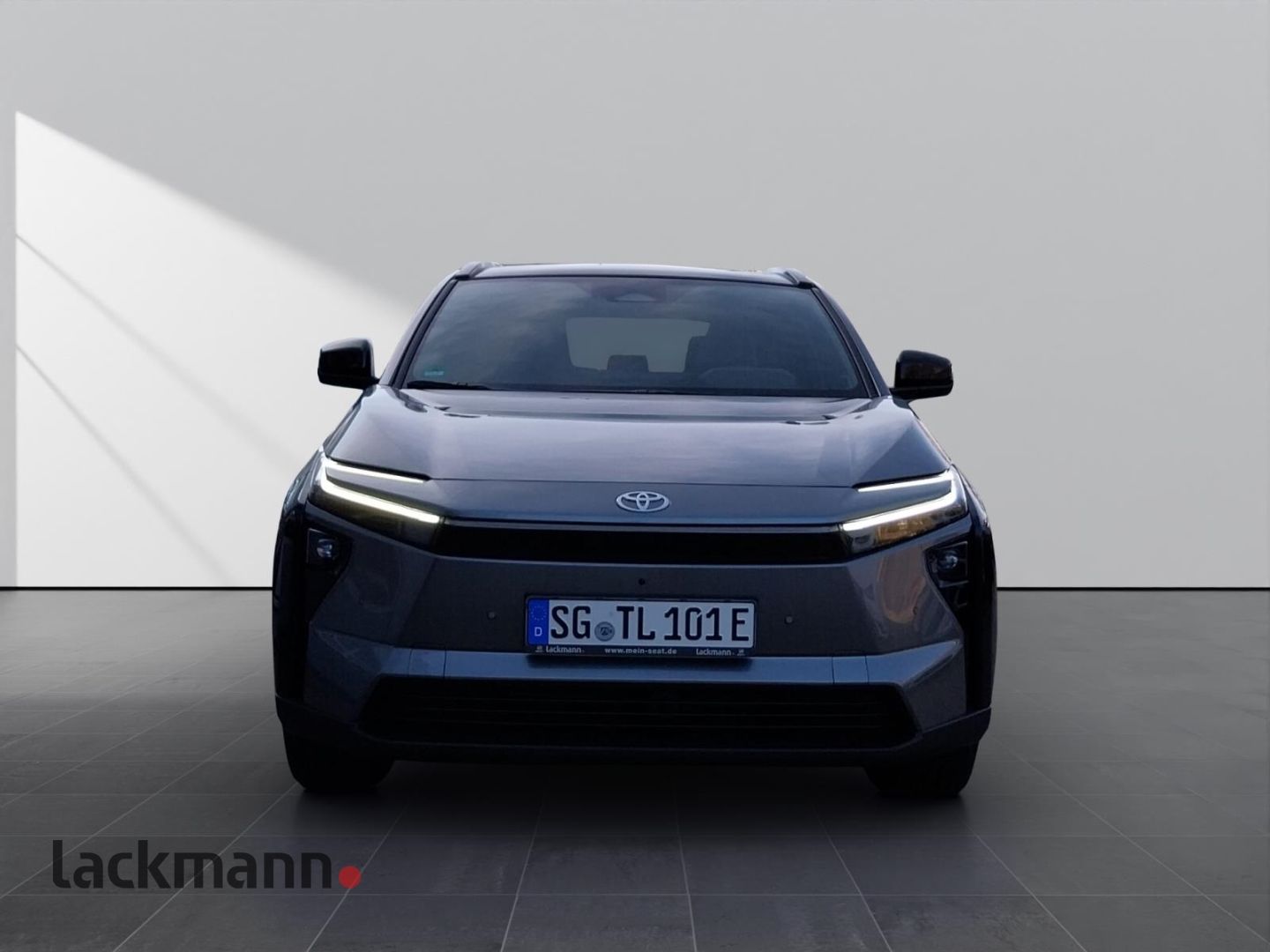 Toyota bz4X AWD Lounge Elektromotor 252 kW 73 kWh foto 2