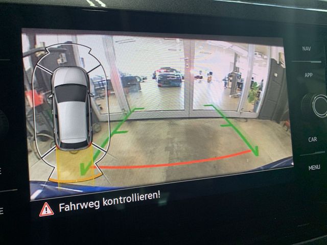 Polo GTI 2.0 TSI DSG IQ.LIGHT+KAMERA+APP+ACC+DCP