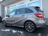 Mercedes-Benz B 200 Urban +AHK+LED+Night+Pano+Kamera-ToT+StHz+ - Mercedes-Benz B 200 Gebrauchtwagen