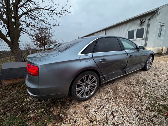 Audi A8  3.0 TDI  LANG - FOND - STANDHEIZUNG