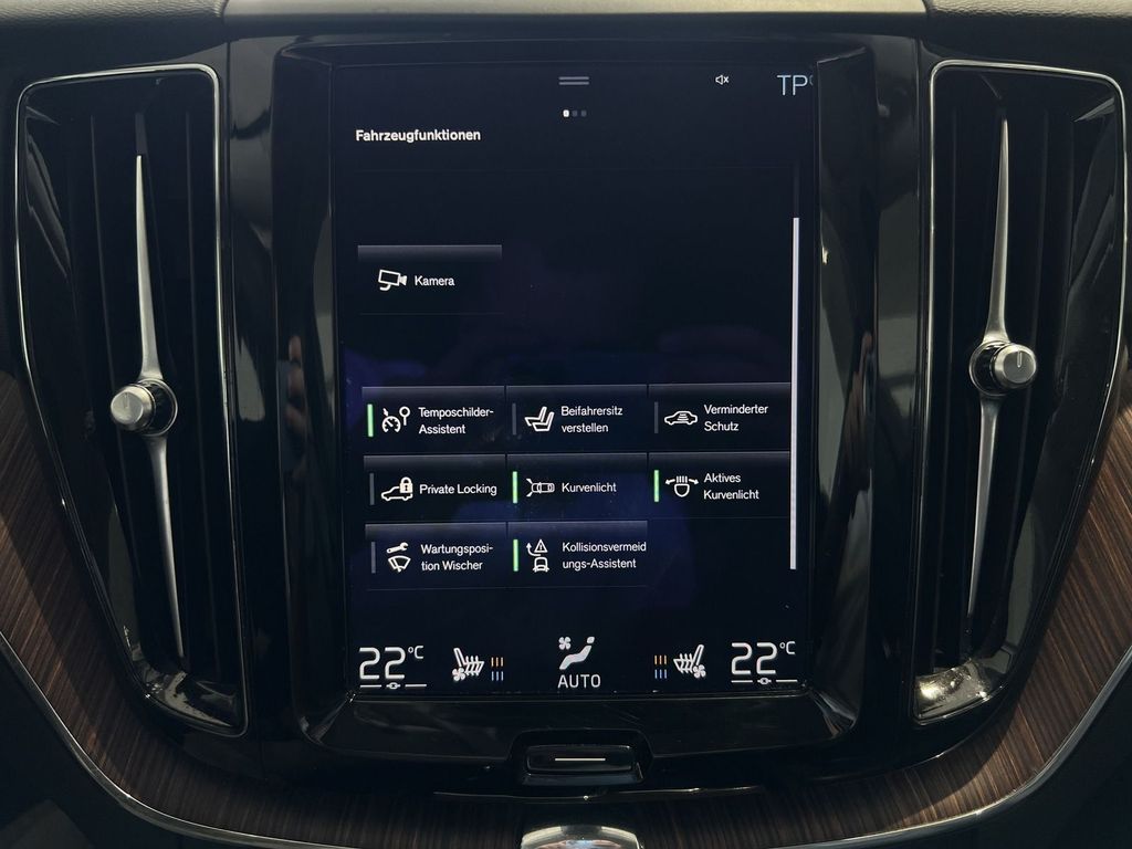 Volvo XC60 D5 Inscription AWD B&W Massage Pano Kamera