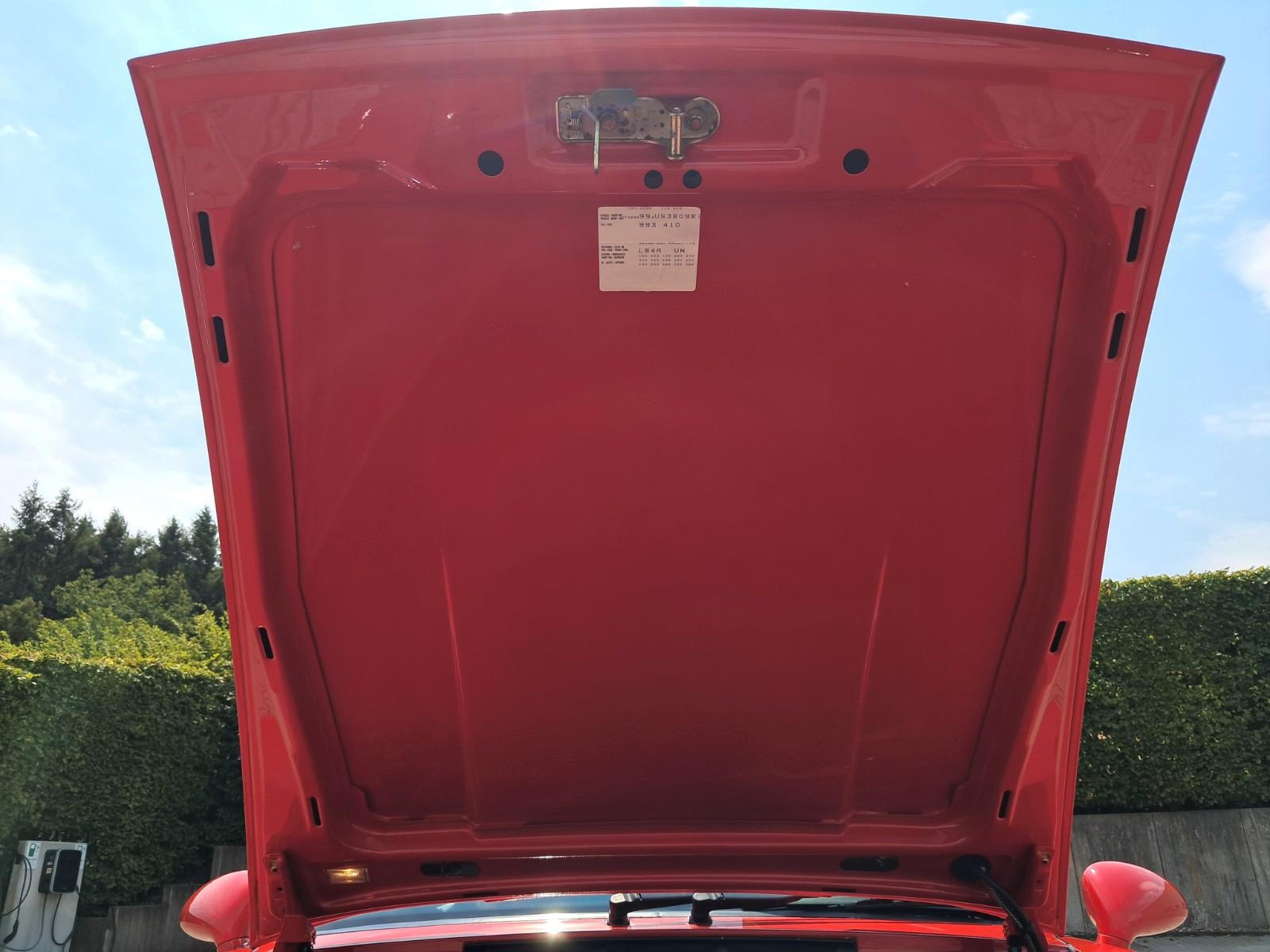 Porsche 993 Targa Deutsch Scheckheft Indischrot