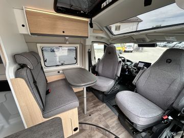 Sunlight Cliff X 640 RT Dieselheizung Digital Paket LED