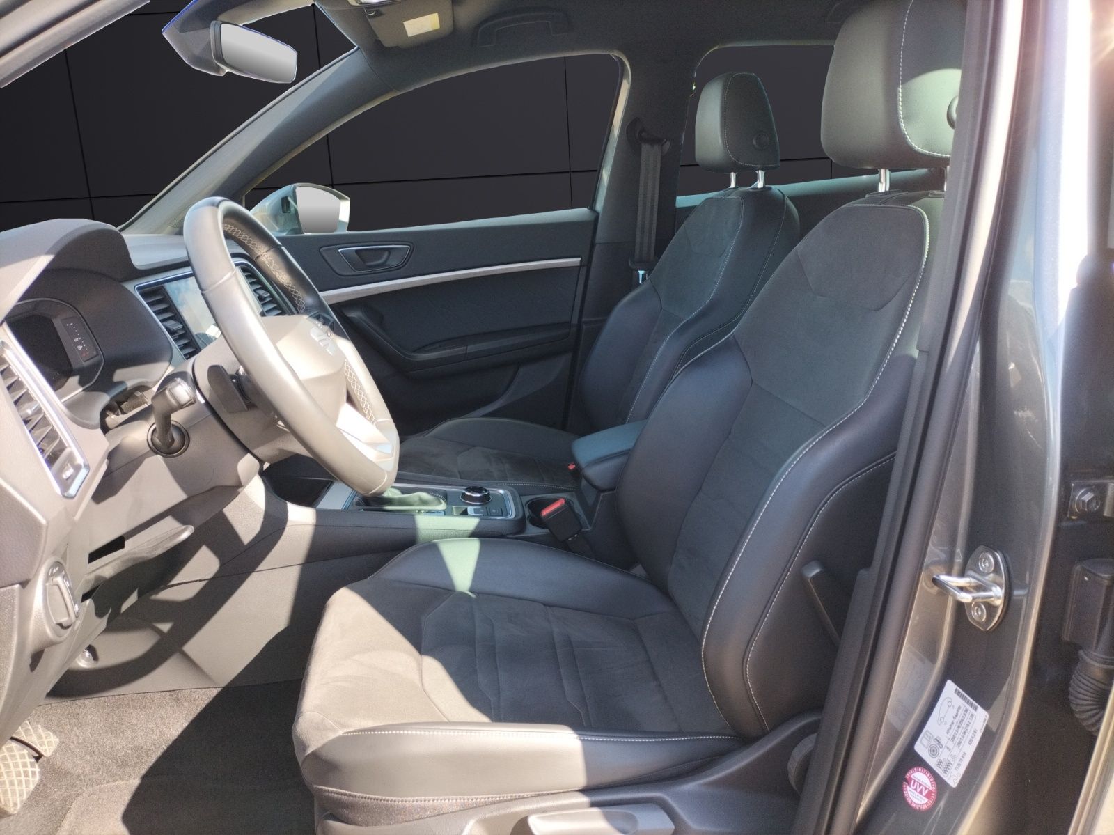 Fahrzeugabbildung SEAT Ateca TSI Xperience DSG 4Drive LED Navi AID ACC