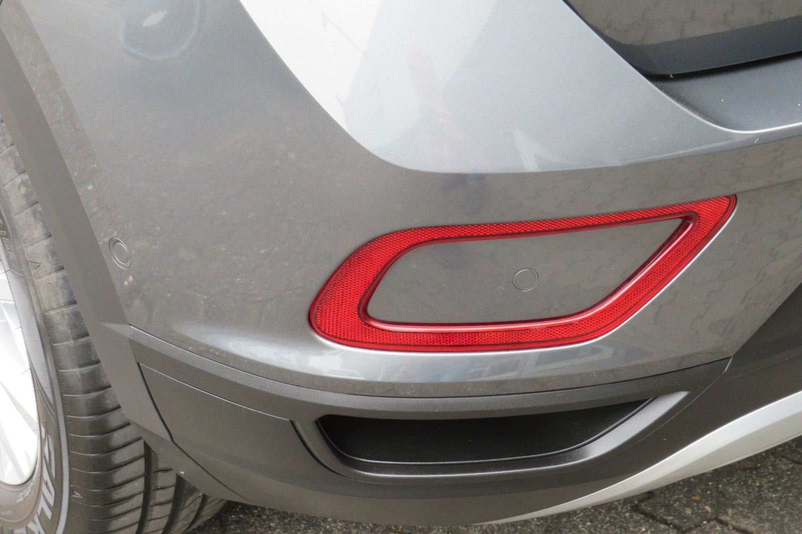 Fahrzeugabbildung Volkswagen T-Roc Life NAVI ACC SITZH. LED APP-CON. 1.H