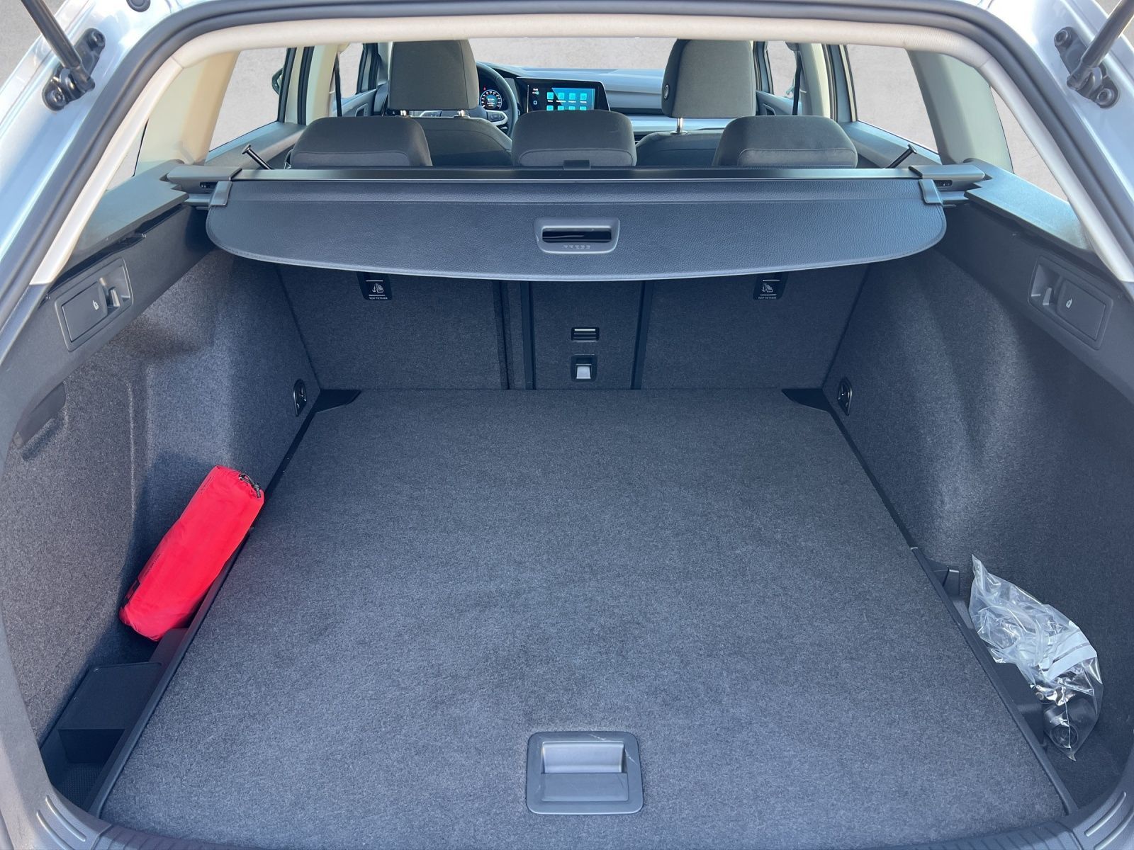 Golf VIII Variant Life 1.5 eTSI DSG Navi*ACCLED