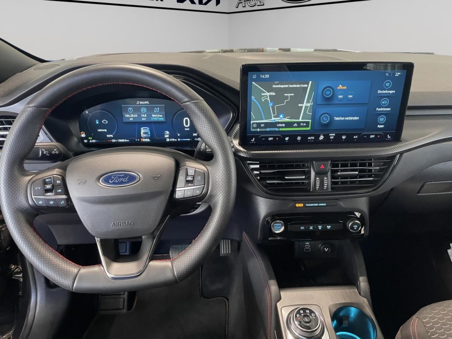 Fahrzeugabbildung Ford Kuga Hybrid ST-Line Navi Digitales Cockpit LED