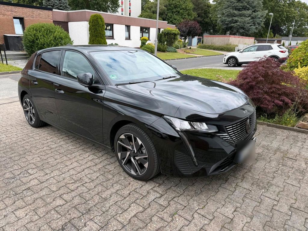 Image of Peugeot e-308