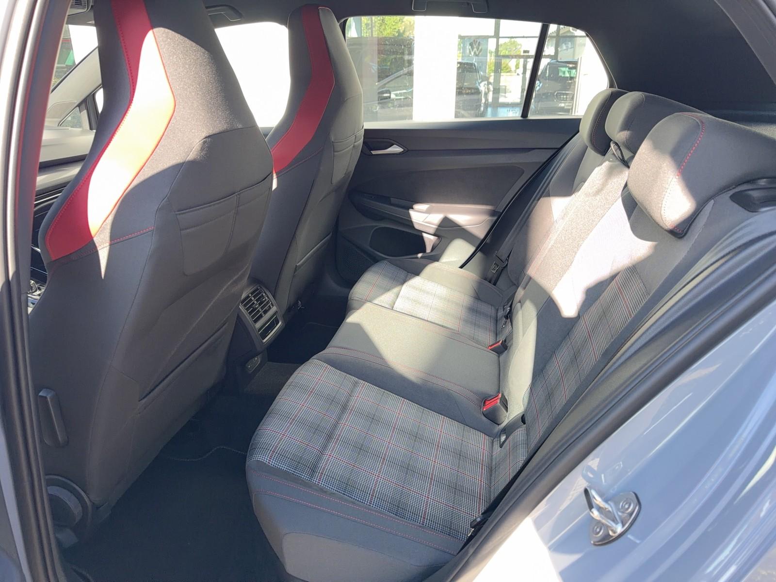 Volkswagen Golf VIII GTI DSG Matrix IQ-Drive R2D Kam. LM18, миниатюра 10