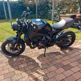 Yamaha XSR 900 - YAMAHA XSR 900