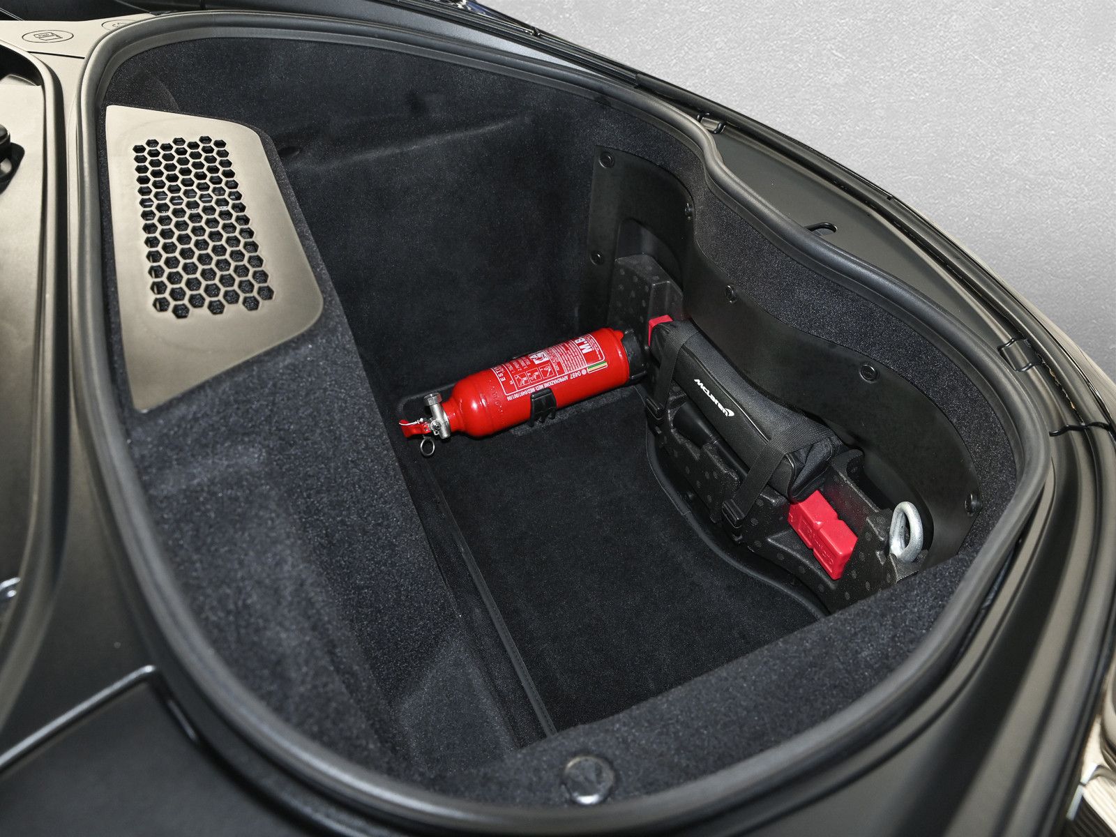 Fahrzeugabbildung McLaren 570S - Lift | Bowers&Wilkins | Nappa | Softclose