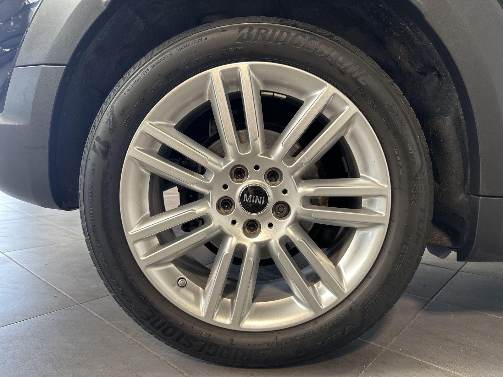 Fahrzeugabbildung MINI Cooper Countryman ALL4 NAV+LED+KAMERA+18ZOLL+DA