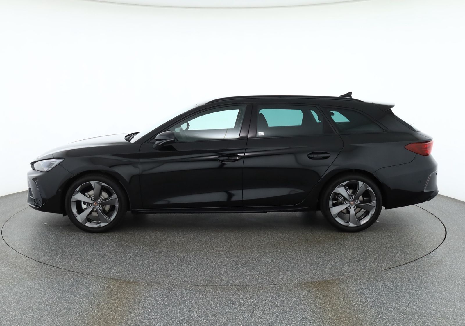 Cupra Leon ST 1.5TSI DSG LED ACC Navi Kamera imagem 2