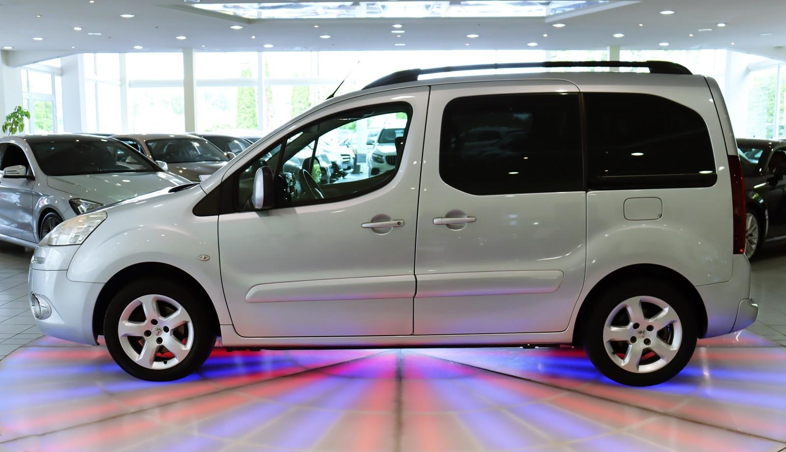 Peugeot Partner Tepee Exclusive*KLIMAAUT*LED*PDC*ALU*EFH