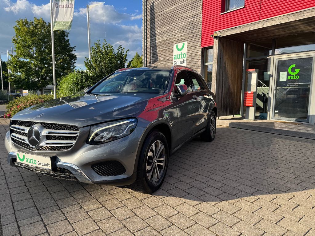 Image of Mercedes-Benz GLC 220