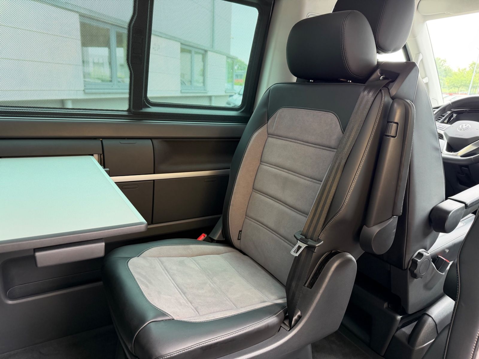 Volkswagen T6 Multivan COMFORTLINE 7 SITZER 8xBRFT KAMERA foto 23