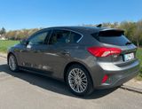 Ford Focus Lim|HUD|ACC|Pano|B&O|Autom.|ErgoSitz - Ford Focus mit Diesel-Antrieb: Limousine, Klimaautomatik