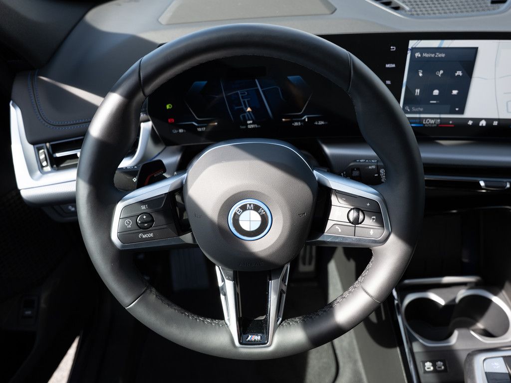 BMW iX1 - Bild 14