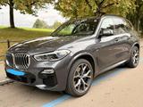 BMW X5 xDrive M-Paket 40i  - BMW X5 Gebrauchtwagen in Frankfurt