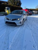 Toyota Auris  - gebrauchte Toyota Auris aus dem Jahr 2013