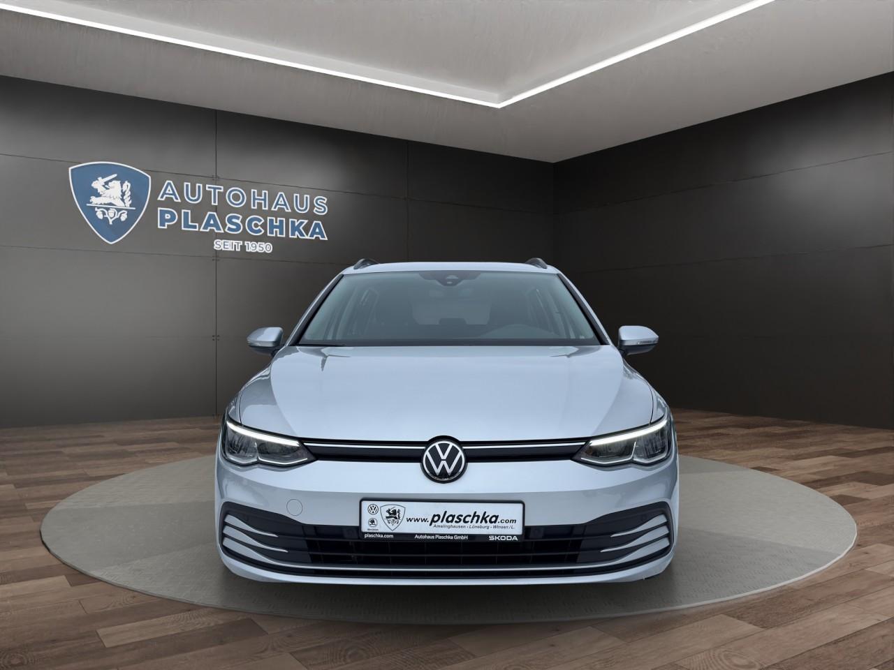 Volkswagen Golf VIII Var. 2.0 TDI Life ACC+APP+NAVI+LED+PDC
