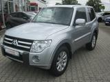 Mitsubishi Pajero DI-D Intense mit Anhängekupplung
