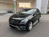Mercedes-Benz ML 350  AMG BlueTec 4MATIC - Mercedes-Benz ML 350 in Frankfurt (Main)