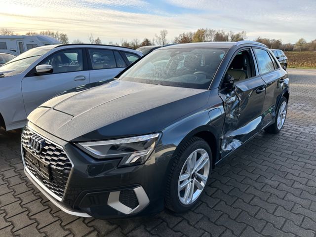 Audi A3 Sportback 40 TFSIe advanced Aut./Navi/Virtual