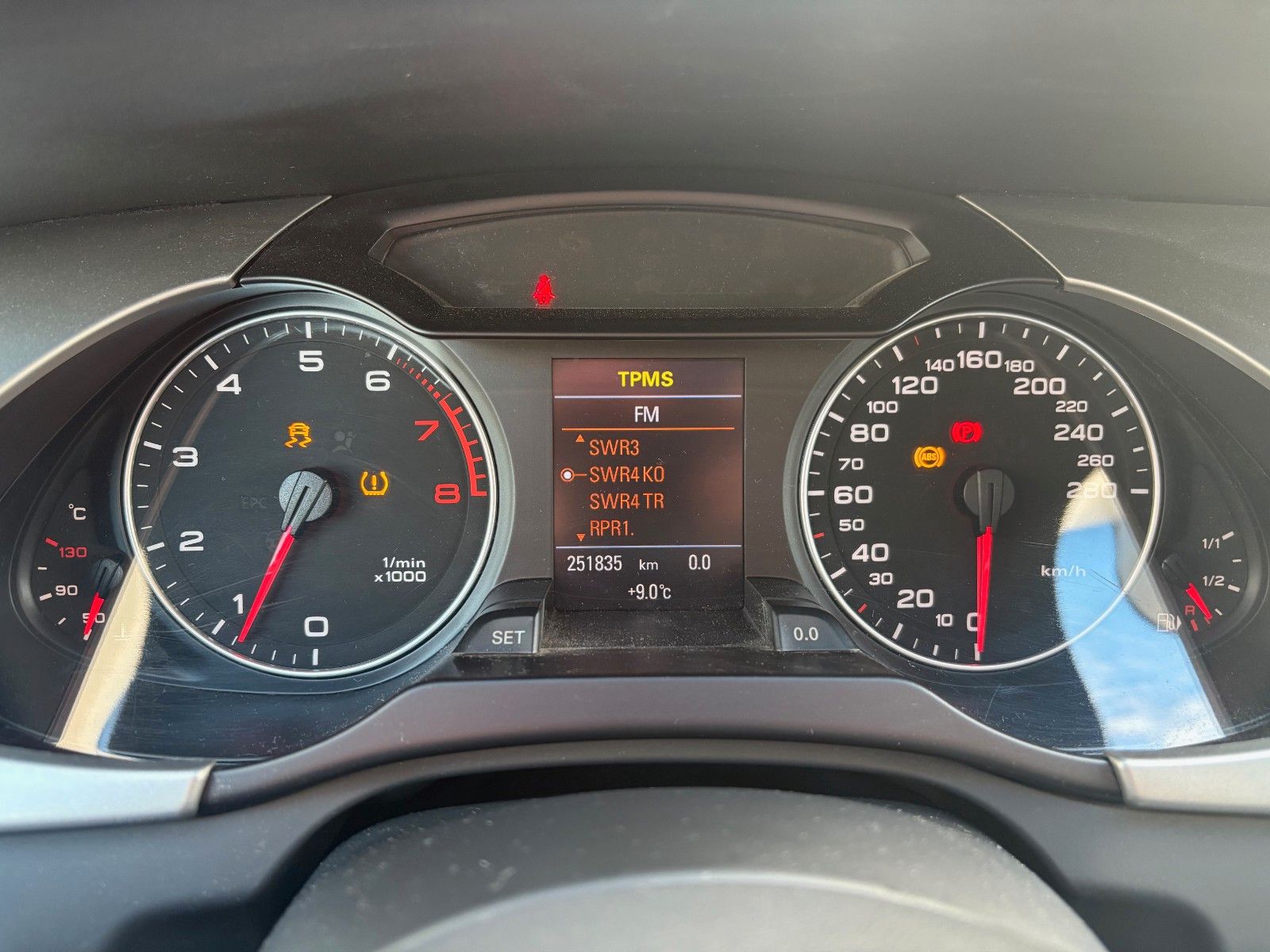 Fahrzeugabbildung Audi A4 2.0 TFSI Limo Ambition Xenon SPORTSITZE 1.HAN