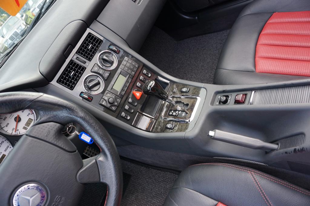 Mercedes-Benz SLK 32 AMG