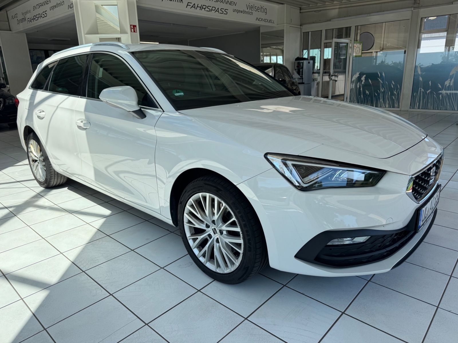 SEAT Leon Sportstourer Xcellence,LED,Automatik,AHK