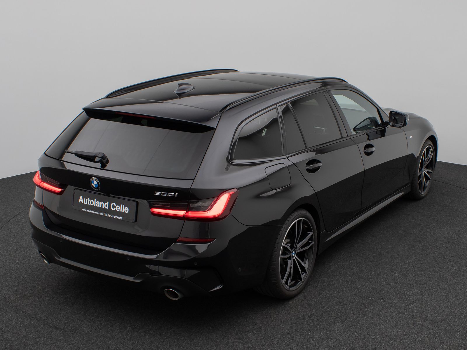 Fahrzeugabbildung BMW 330i M Sport Panorama Kamera Laser HUD DAB HiFi