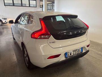 Volvo V40 - 2