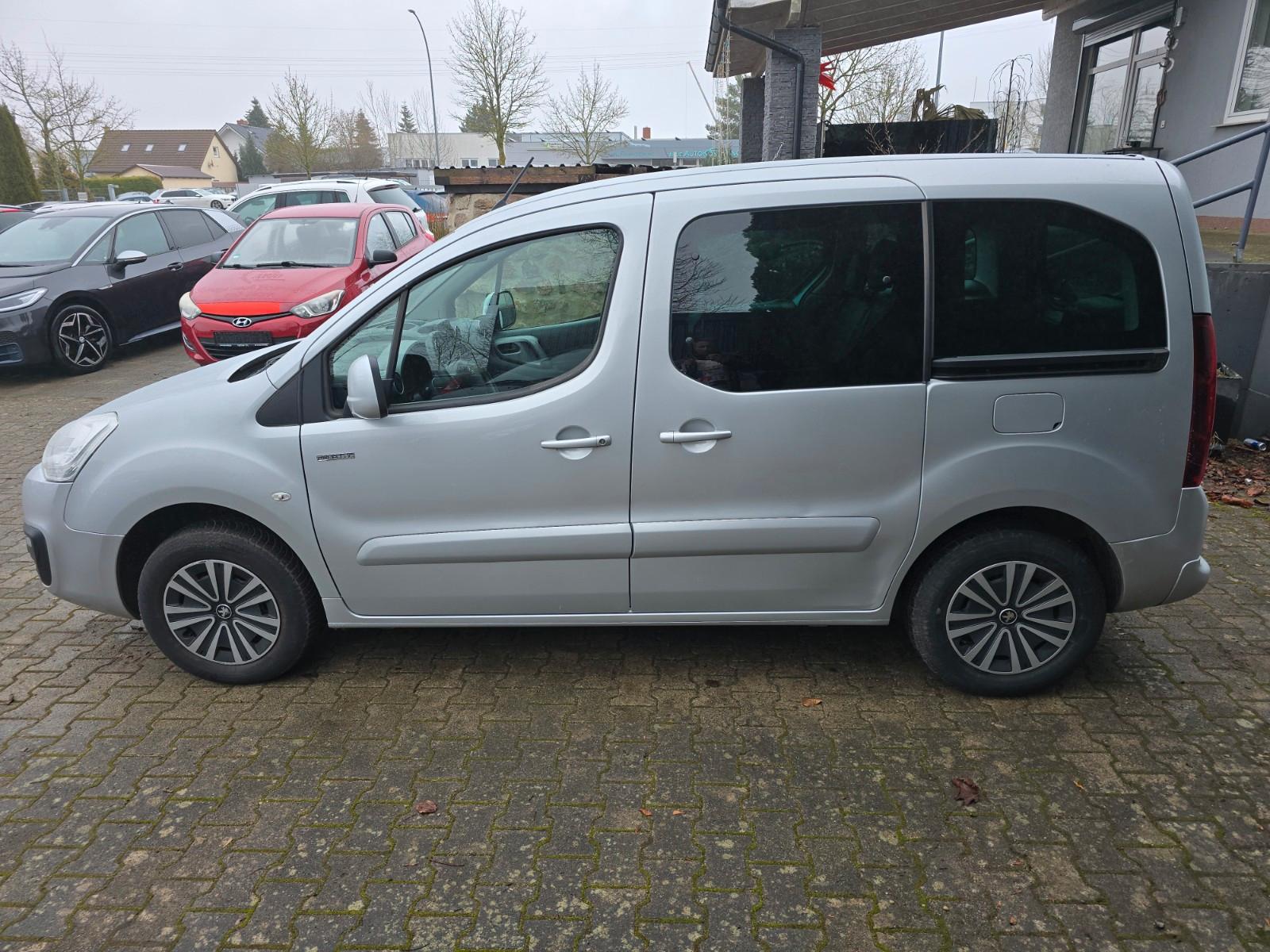 Peugeot Partner Tepee FULL Electic*Kamera*Navi*84,4% SOH