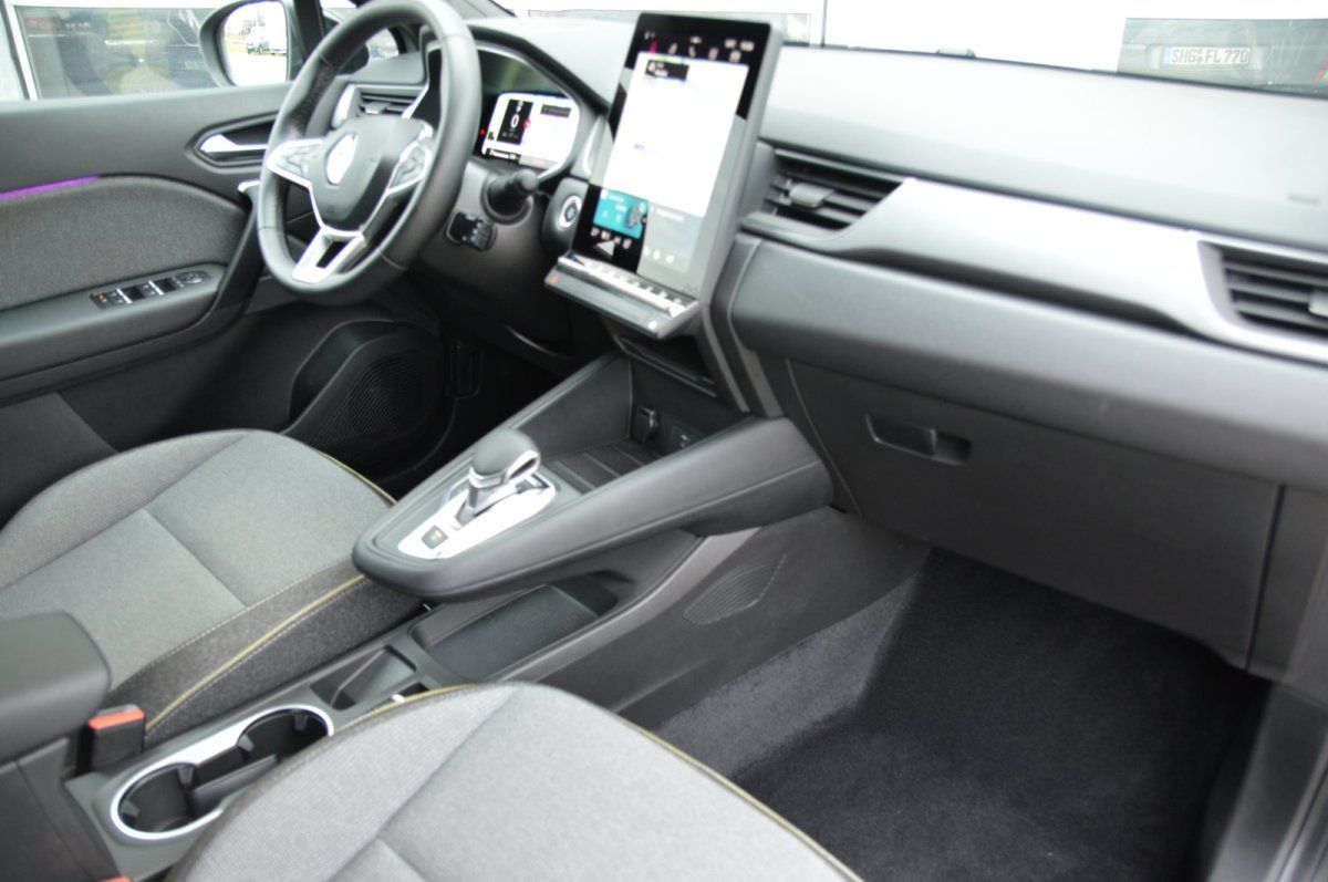 Fahrzeugabbildung Renault Captur II   Techno Winterpaket LED