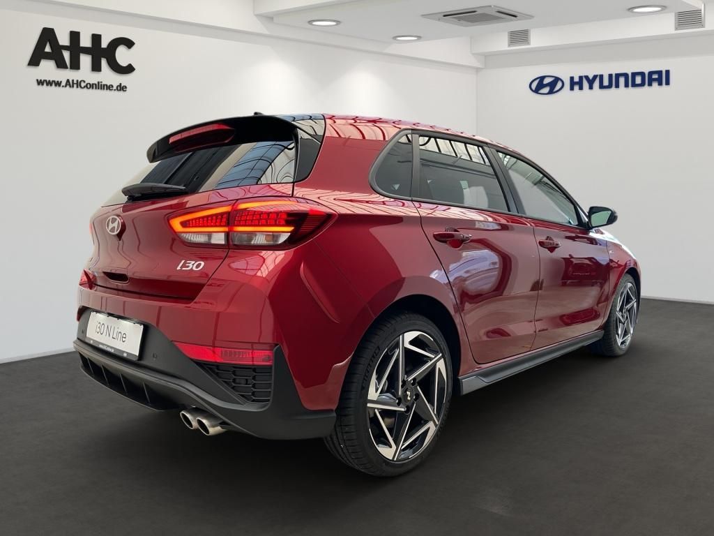 Fahrzeugabbildung Hyundai i30 5-Türer 1,5 T-GDI 7-DCT N-Line 2xKlima KAM