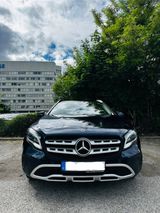 Mercedes-Benz GLA 220 d 4MATIC DCT Urban Urban - Mercedes-Benz GLA 220 aus 2017