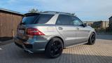Mercedes-Benz ML 63 AMG 4MATIC AMG *Tausch nur G-Klasse - graue Mercedes-Benz ML-Klasse