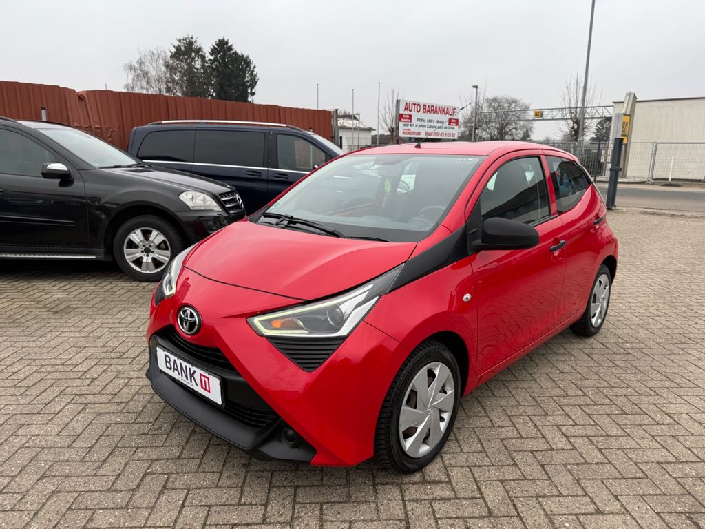 Image of Toyota Aygo (X)