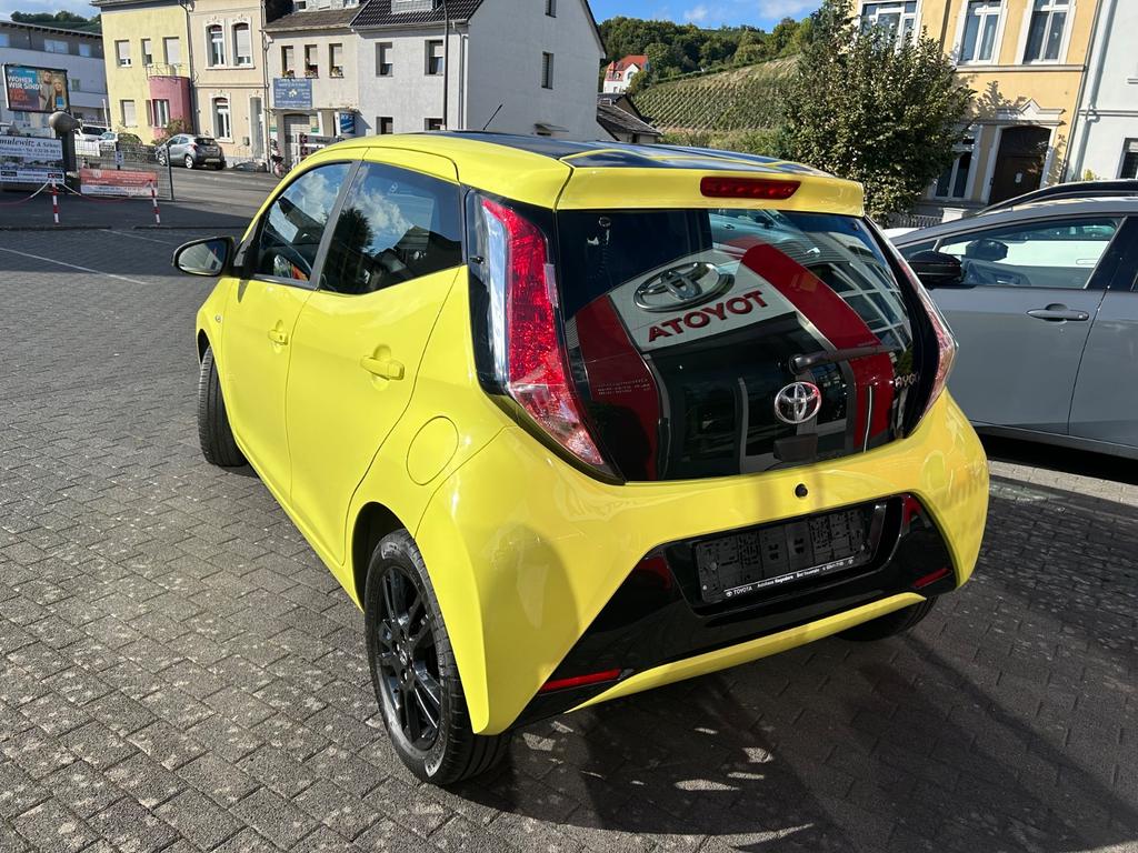 Toyota Aygo (X)