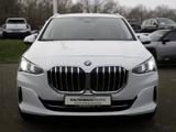 BMW 225e Active Tourer xDrive Luxury Line AHK LED - BMW 225 Active Tourer mit Benzin-Antrieb: Automatik