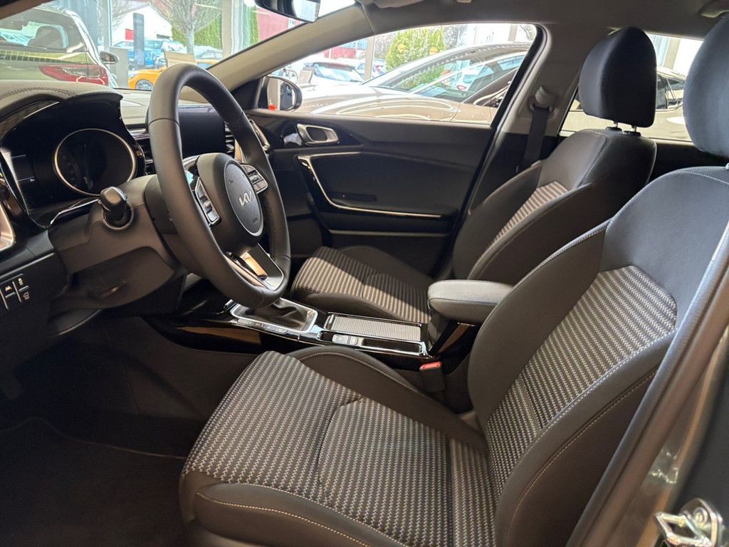 Fahrzeugabbildung Kia Ceed Sportswagon 1.5 TGDI Spirit Technologie-Pak