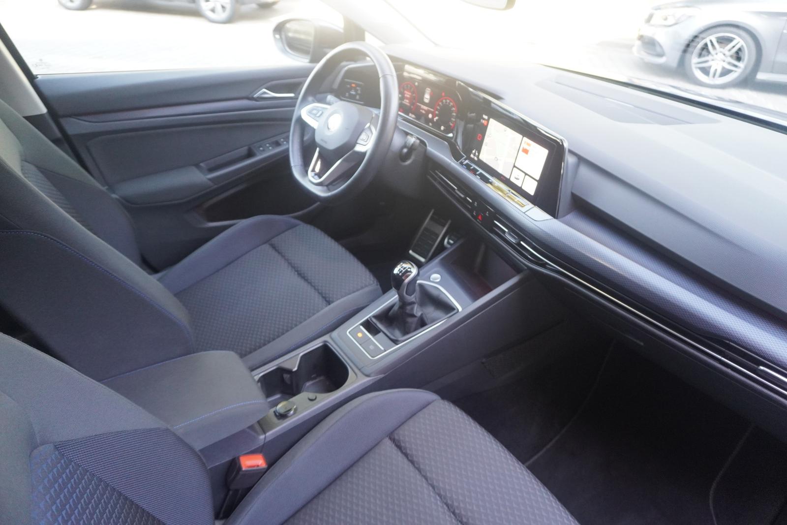 Volkswagen Golf VIII 1.5 TSI United LED Navi Sitzheizung, миниатюра 26