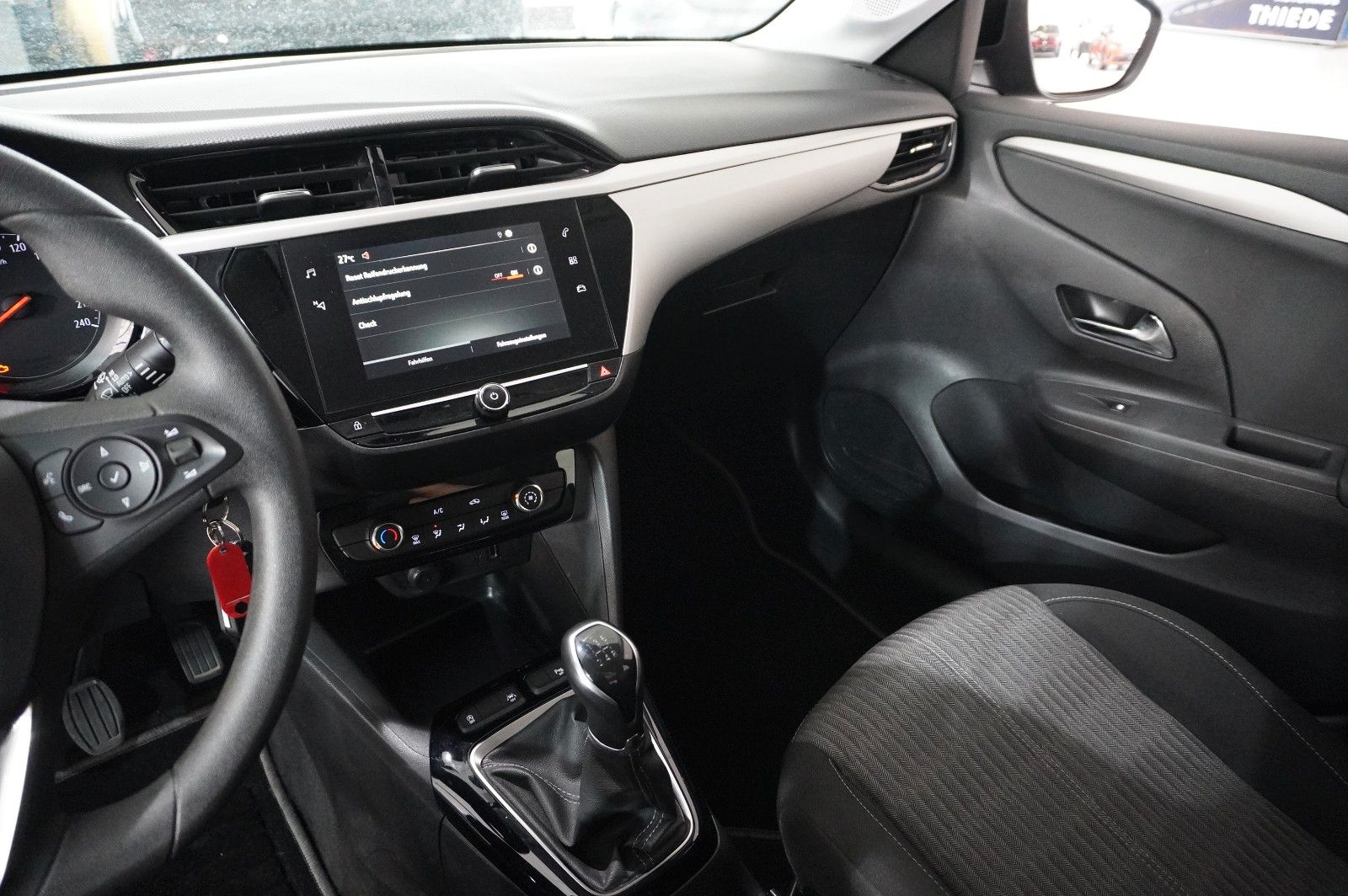 Fahrzeugabbildung Opel Corsa F 1.2 EDITION NAVI/TEMP/PDC/SPORT/DAB+