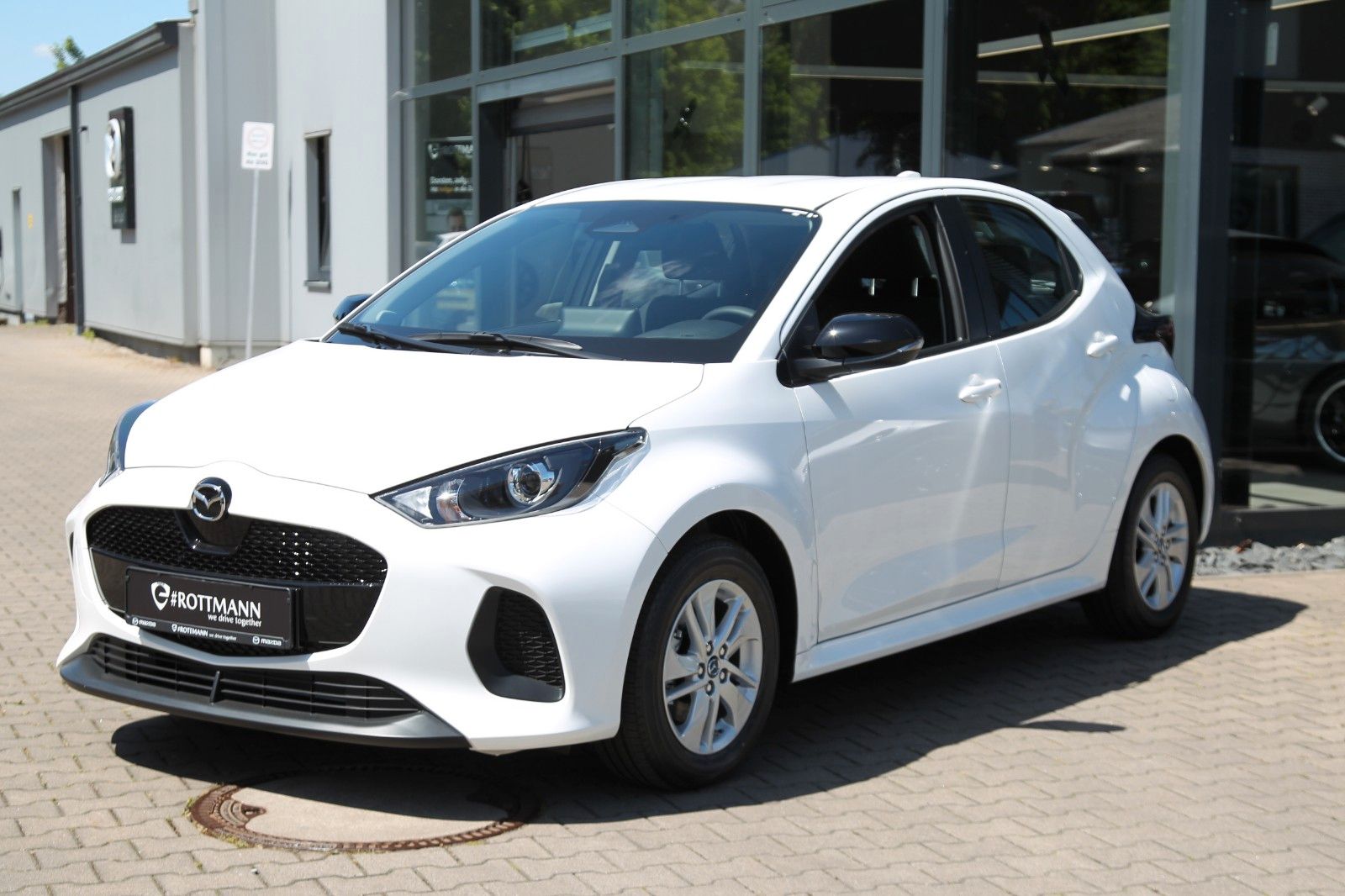 Mazda 2 Hybrid - Bild 4