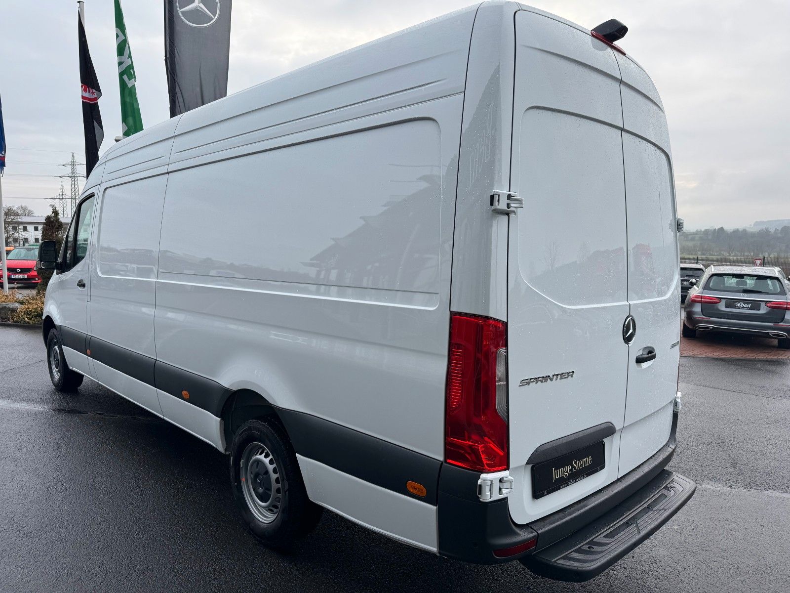 Fahrzeugabbildung Mercedes-Benz Sprinter 319 CDI 4325 Klima Kamera LED